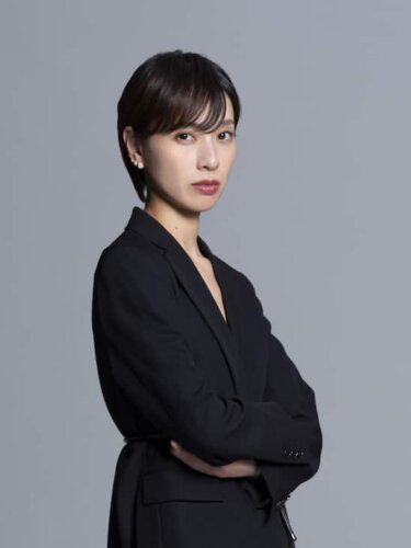 戸田恵梨香さん♪大人可愛いウルフ×ショートボブ