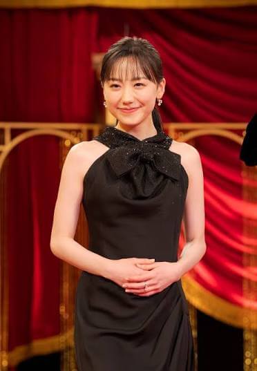 「芦田愛菜さん」濃いめメイク×賛否両論？うるせぇよw