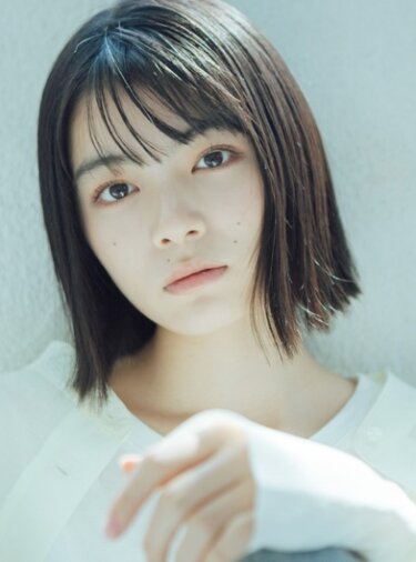 「吉田美月喜さん」前上がり&前下がりボブ♪