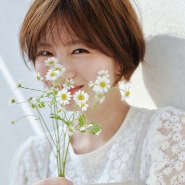 「岡崎紗絵さん」素敵美しショートヘア♪