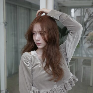 「森香澄さん」大人かわいいハイトーンヘアカラー♪森香澄さん「っぽさ」とは？